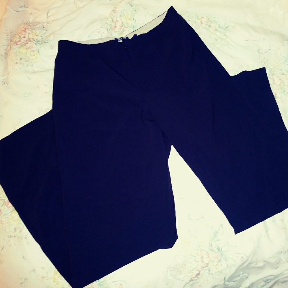 GAP Women's Dress Pants in Black